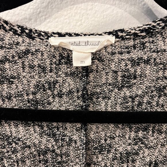 Painted Threads Elizabeth Cardigan - Picture 4 of 5